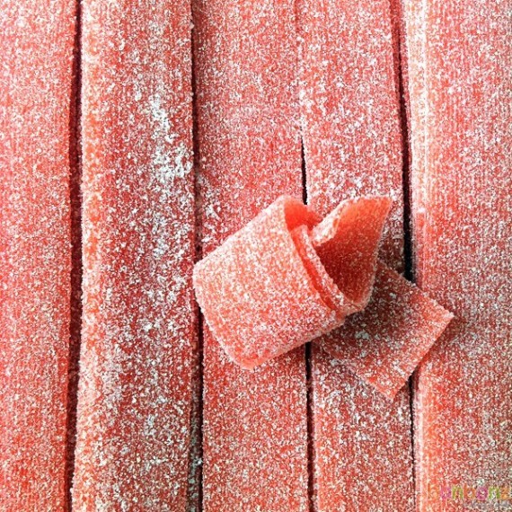 Haribo Pasta Basta Fraise - bonbons citriques rouges